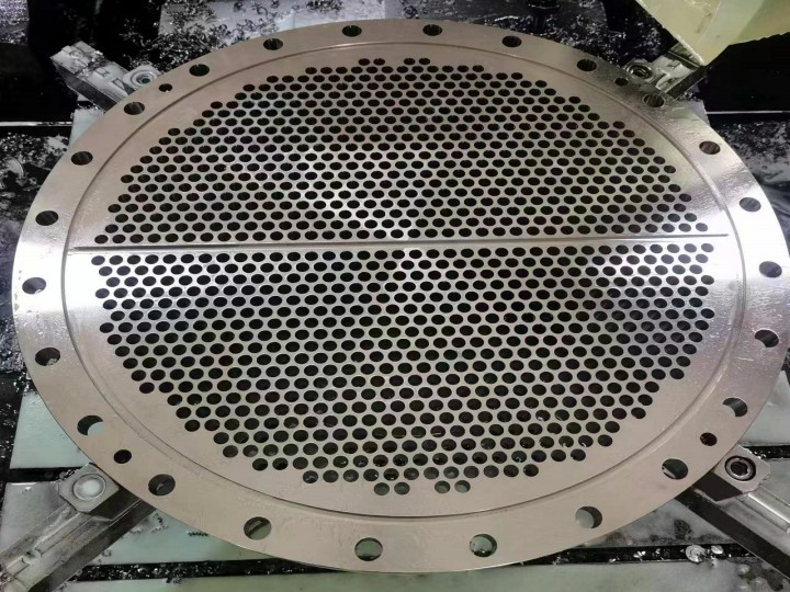 316L大口径不锈钢牢靠管板法兰